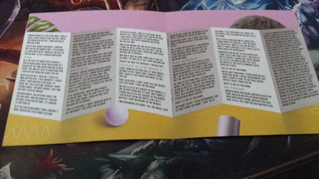 paramore after laughter booklet zwischen welten radio