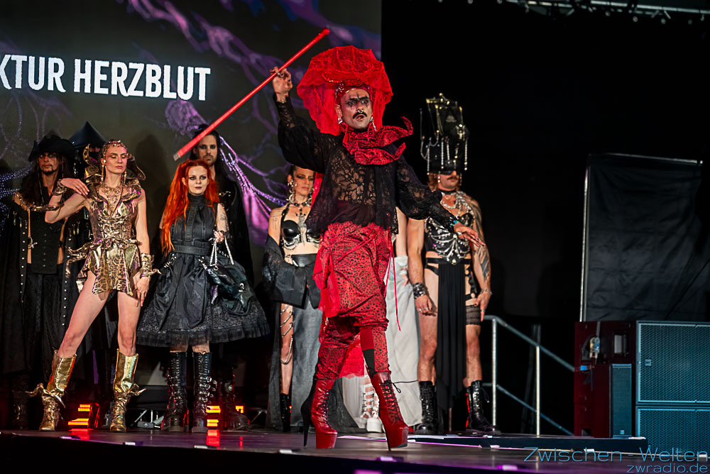 M'era Luna 2026 Fashion Show - Manufaktur Herzblut