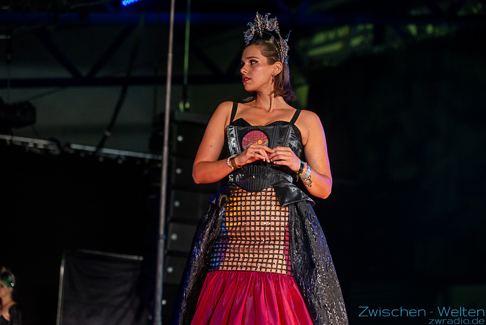 M'era Luna 2026 Fashion Show - Mondmädchen