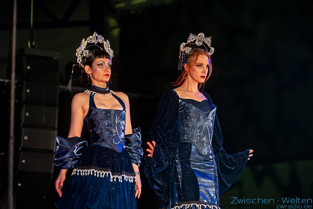 M'era Luna 2026 Fashion Show - Mondmädchen
