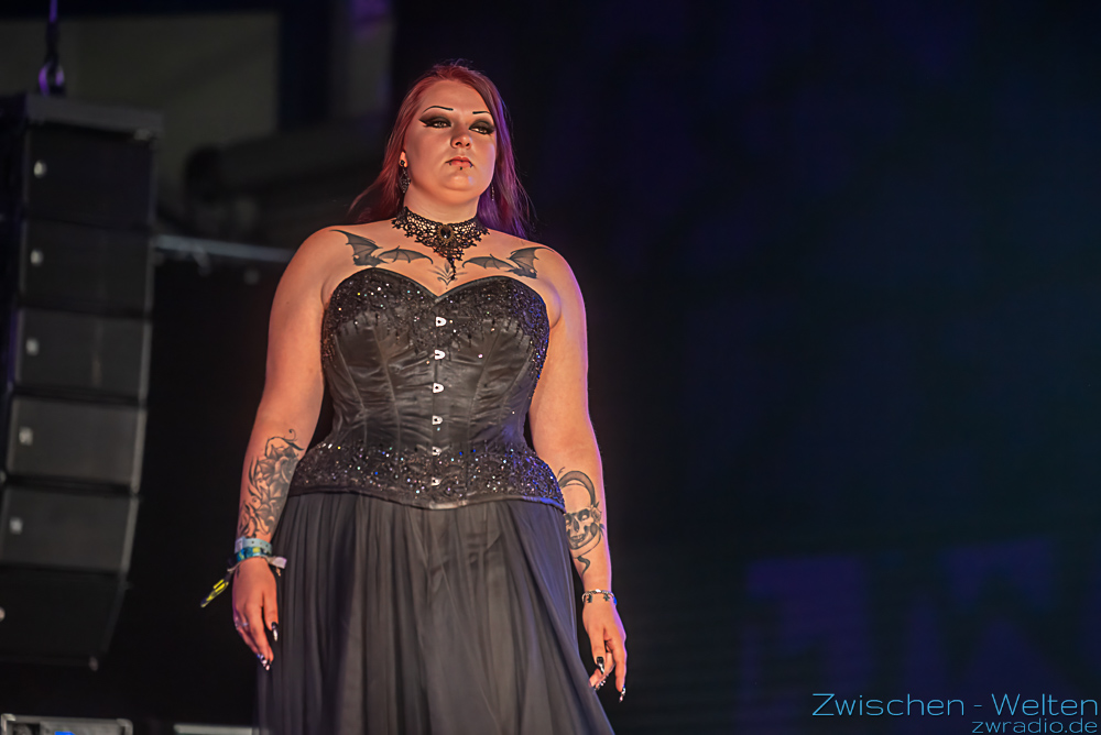 M'era Luna 2026 Fashion Show - Queen of Darkness